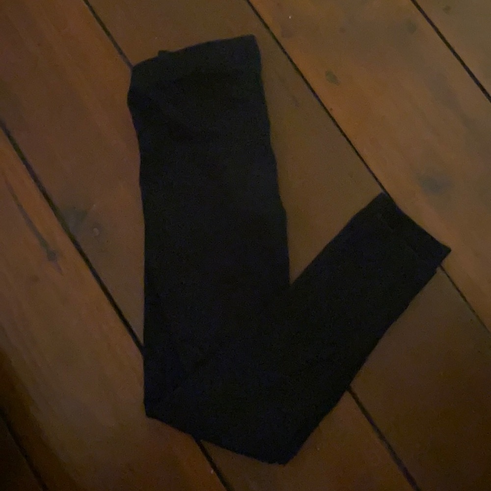 black leggings